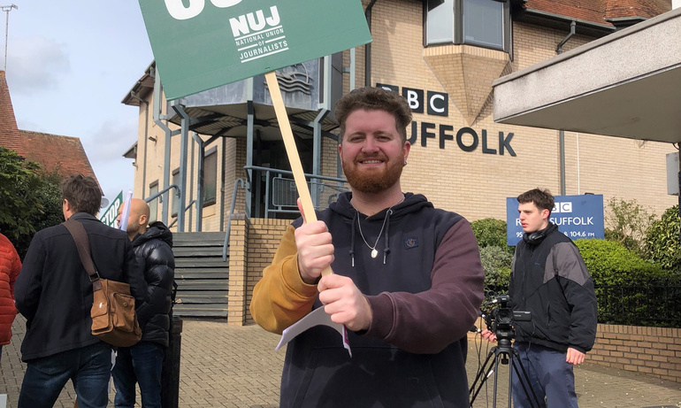 Suffolk picket line.jpg