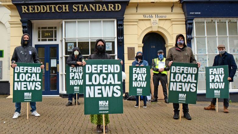 Bullivant NUJ picket line