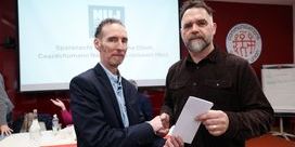 NUJ Irish Executive Council members Cearbhall Ó Síocháin (left) and Éanna Ó Caollaí (right) at the launch of the Irish language bursary.