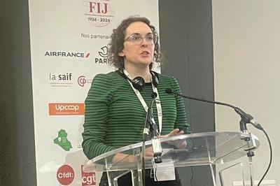 NUJ vice-president Georgina Morris speaking on stage at IFJ100