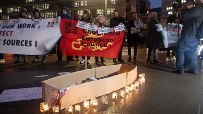 Candlelit vigil NUJ Brussels 27 Nov