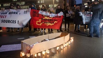 Candlelit vigil NUJ Brussels 27 Nov 